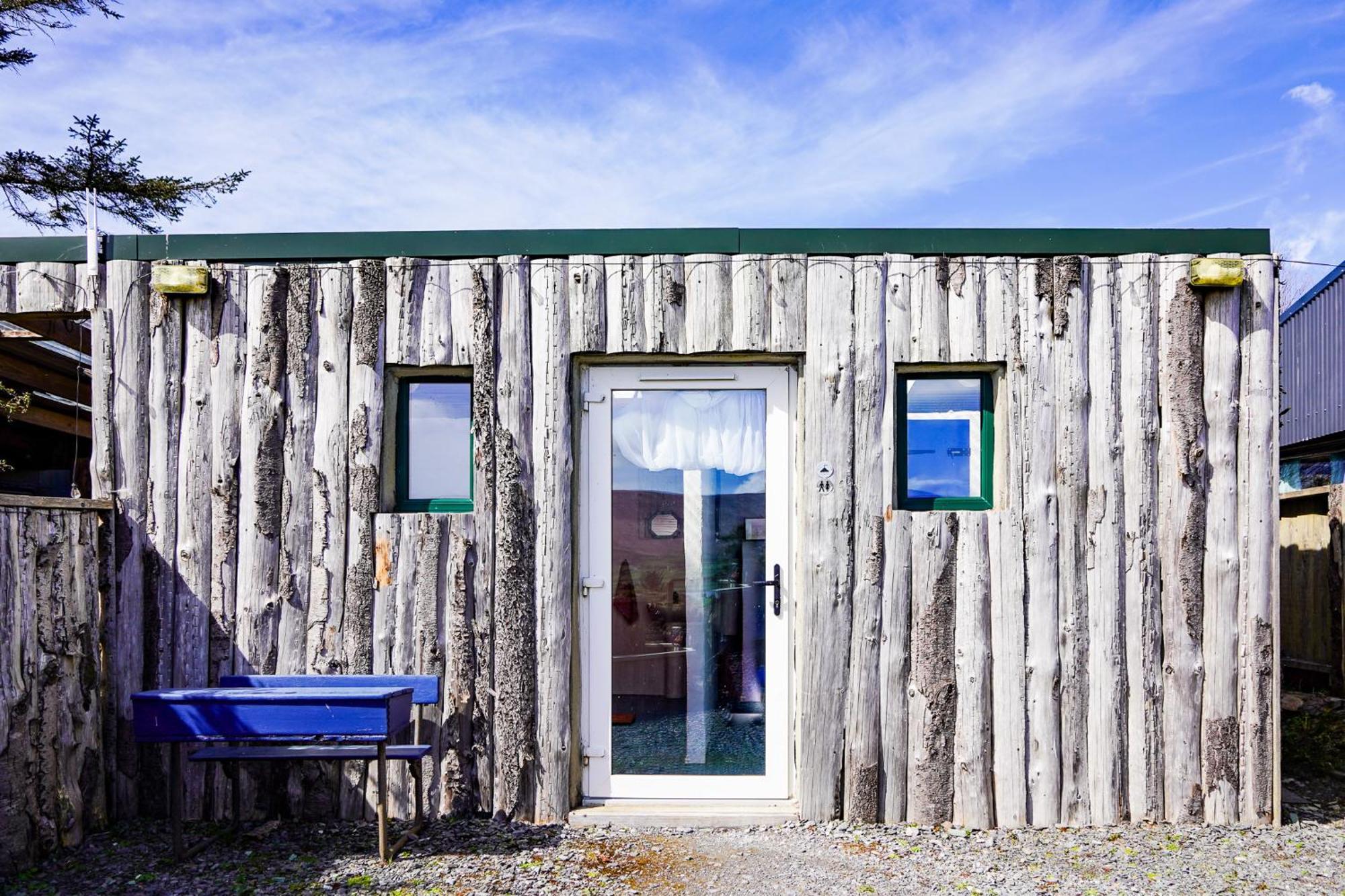Retro Caravans At Valentia Island Escape Hotel Chapeltown Exterior foto